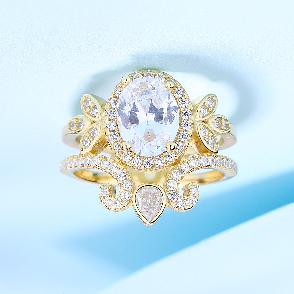 Sterling Silver Quaint Engagement Ring with crystals from Swarovski - The Avenue44