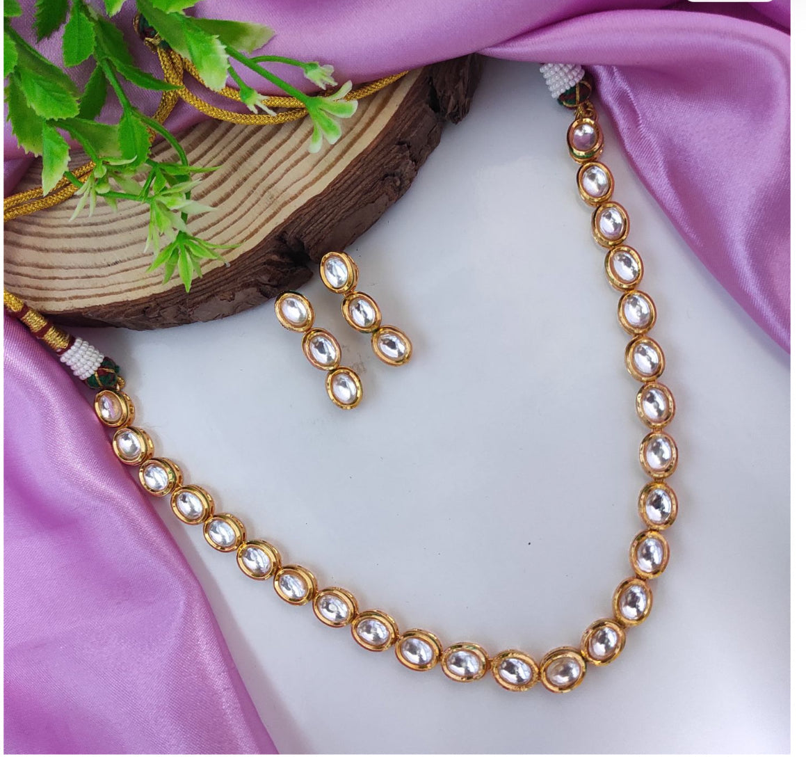 Kundan necklace : single ladi - The Avenue44