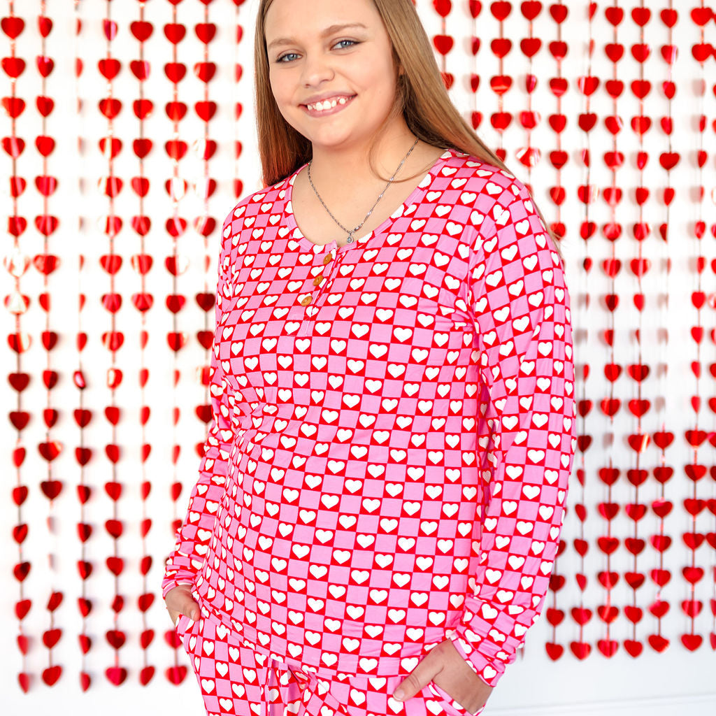 WOMEN'S PAJAMA SET- Red Hearts - The Avenue44
