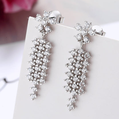 Sterling Silver Drop earring with crystals from Swarovski - The Avenue44