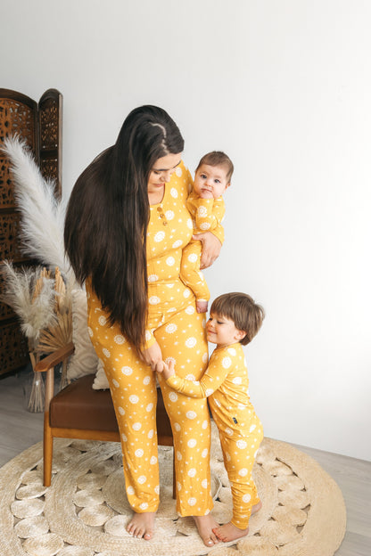 WOMANS PAJAMA SET- Sunshine Ribbed - The Avenue44