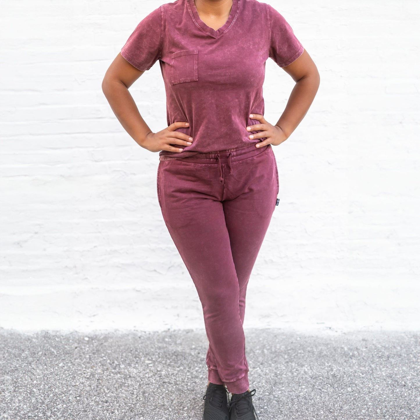 MAMA V-NECK- Oxblood Snow Wash - The Avenue44