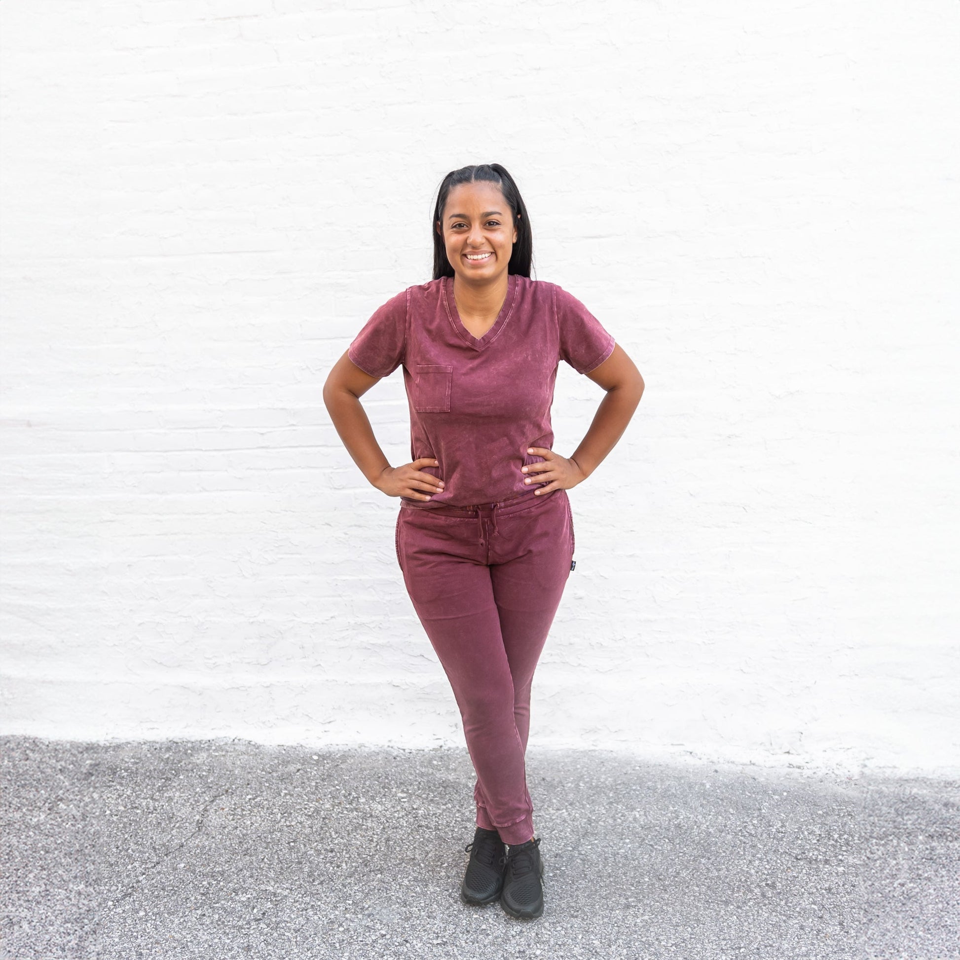 MAMA V-NECK- Oxblood Snow Wash - The Avenue44