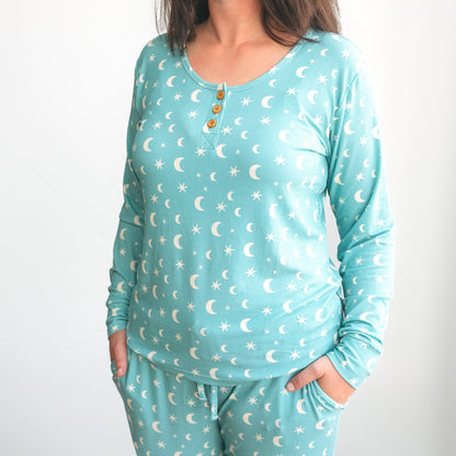 WOMANS PAJAMA SET- Moon + Stars Ribbed - The Avenue44