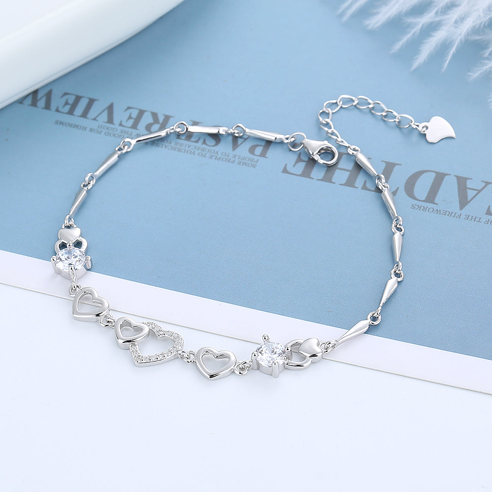 Silver-Tone Heart Braclet with Preciosa crystals - The Avenue44