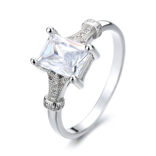 Sterling Silver Solitaire Ring with crystals from Swarovski - The Avenue44