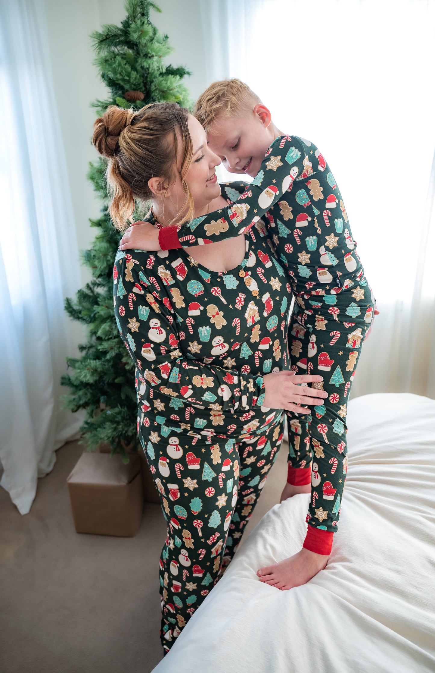 WOMEN'S PAJAMA SET- Millie Roo Mas - The Avenue44