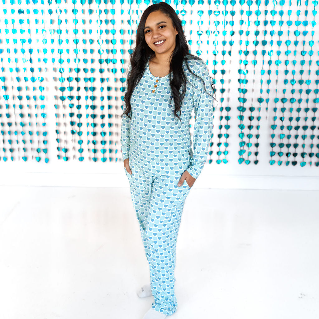 WOMEN'S PAJAMA SET- Blue Hearts - The Avenue44