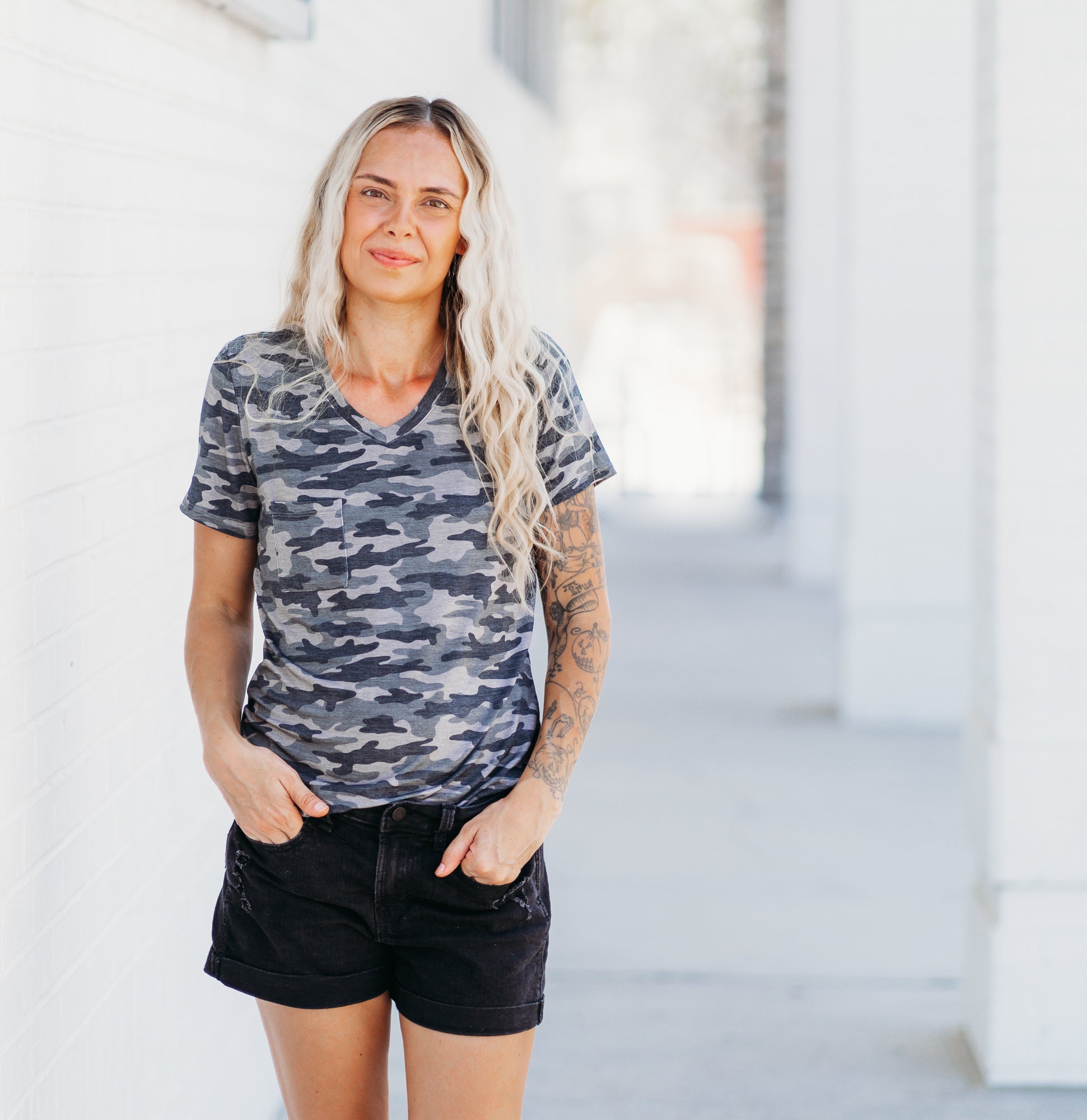 MAMA V-NECK- Chris Camo - The Avenue44