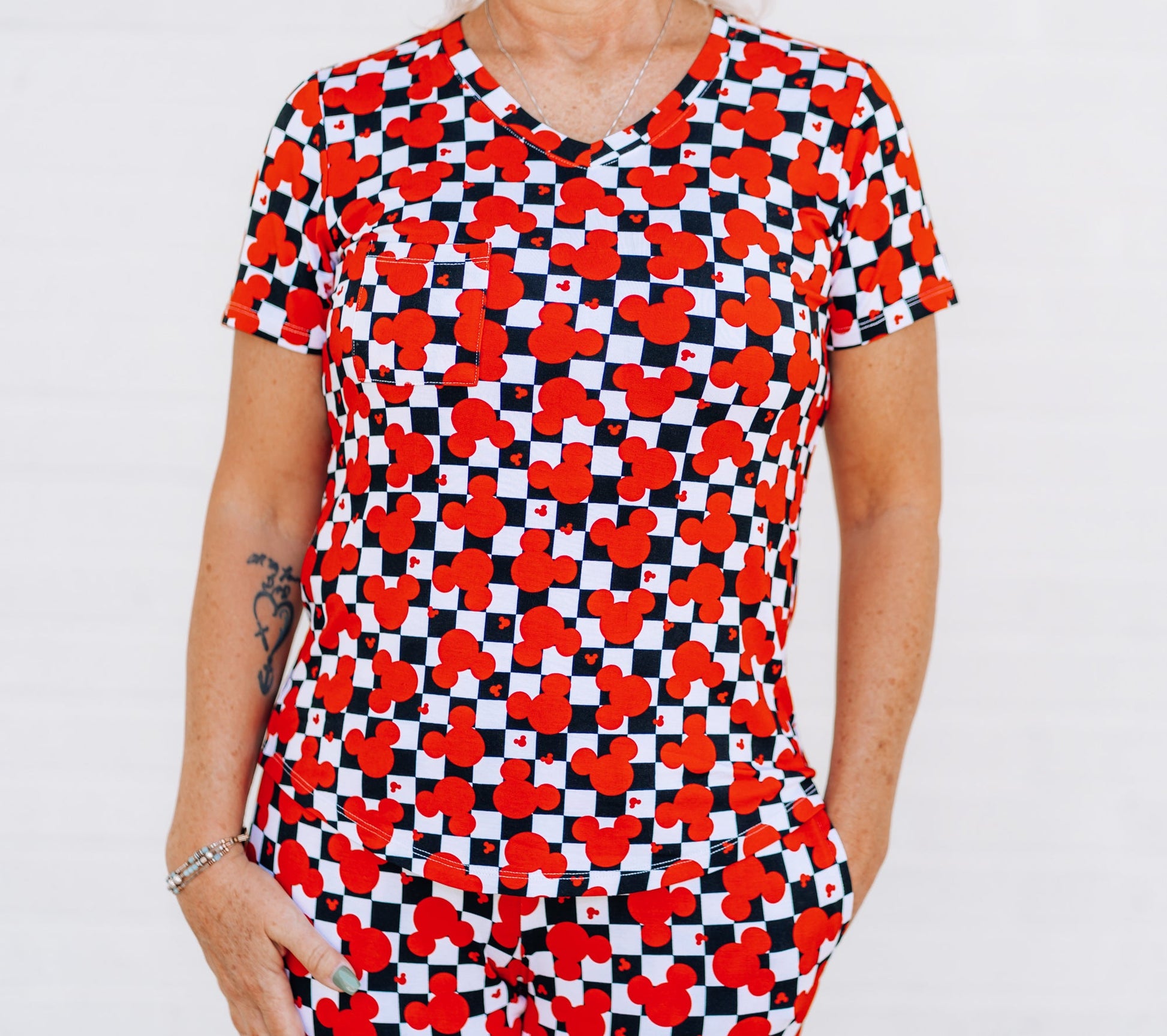 MAMA V-NECK- Roo Magic (Red) - The Avenue44