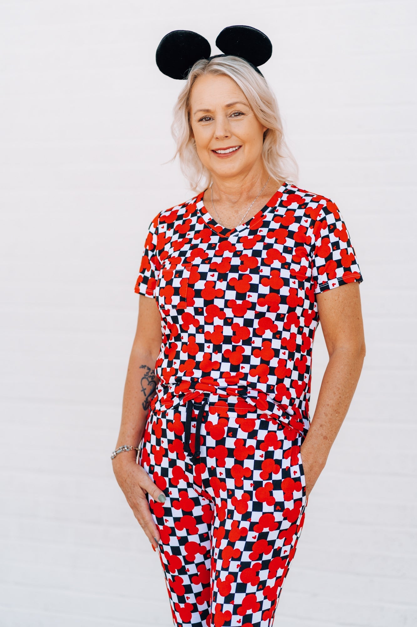 MAMA V-NECK- Roo Magic (Red) - The Avenue44