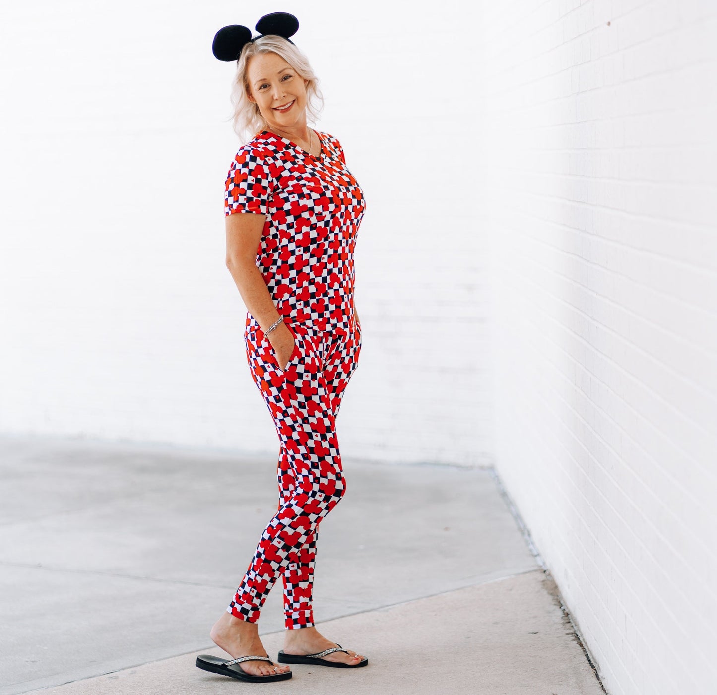 MAMA V-NECK- Roo Magic (Red) - The Avenue44