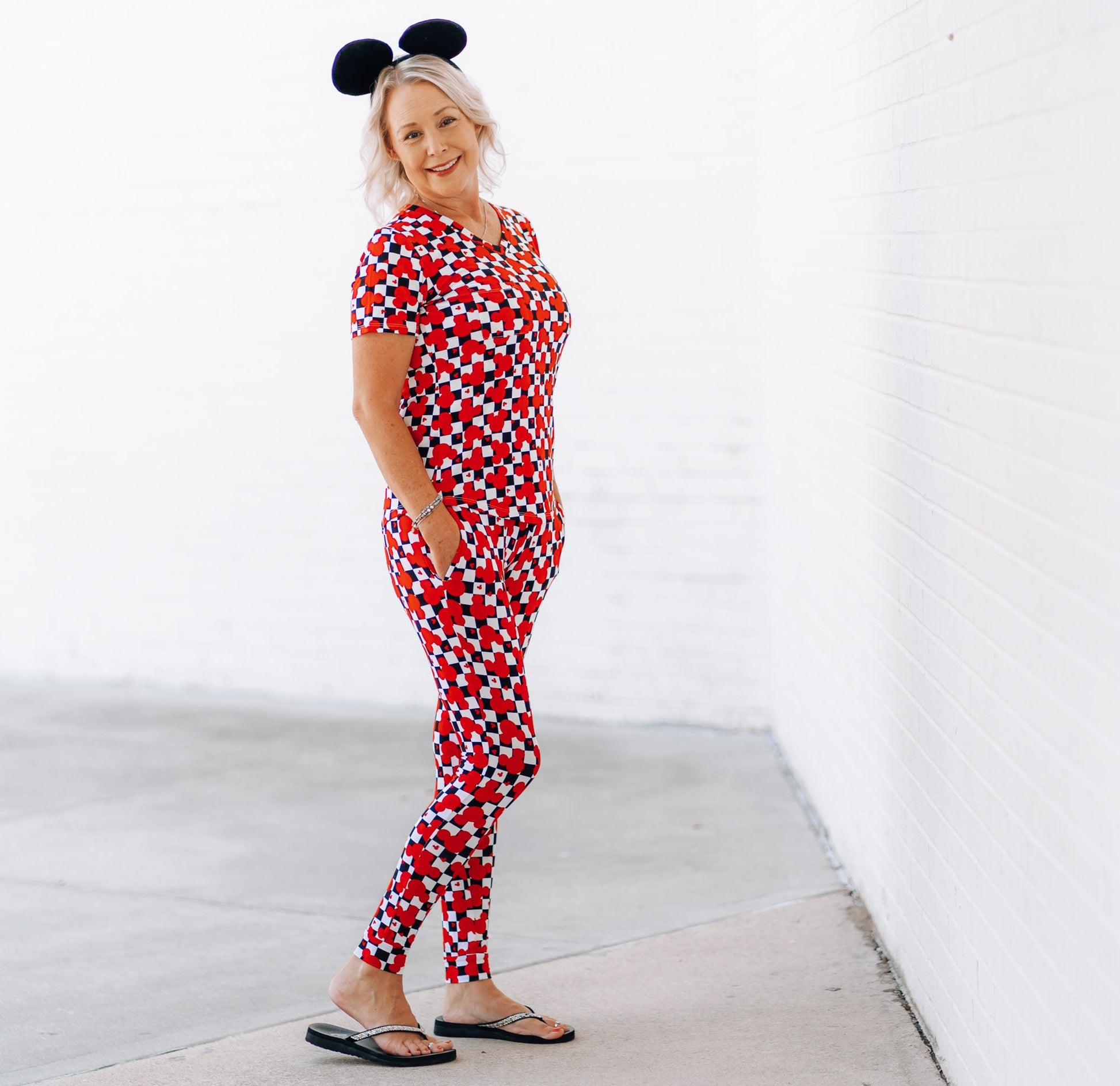 MAMA V-NECK- Roo Magic (Red) - The Avenue44