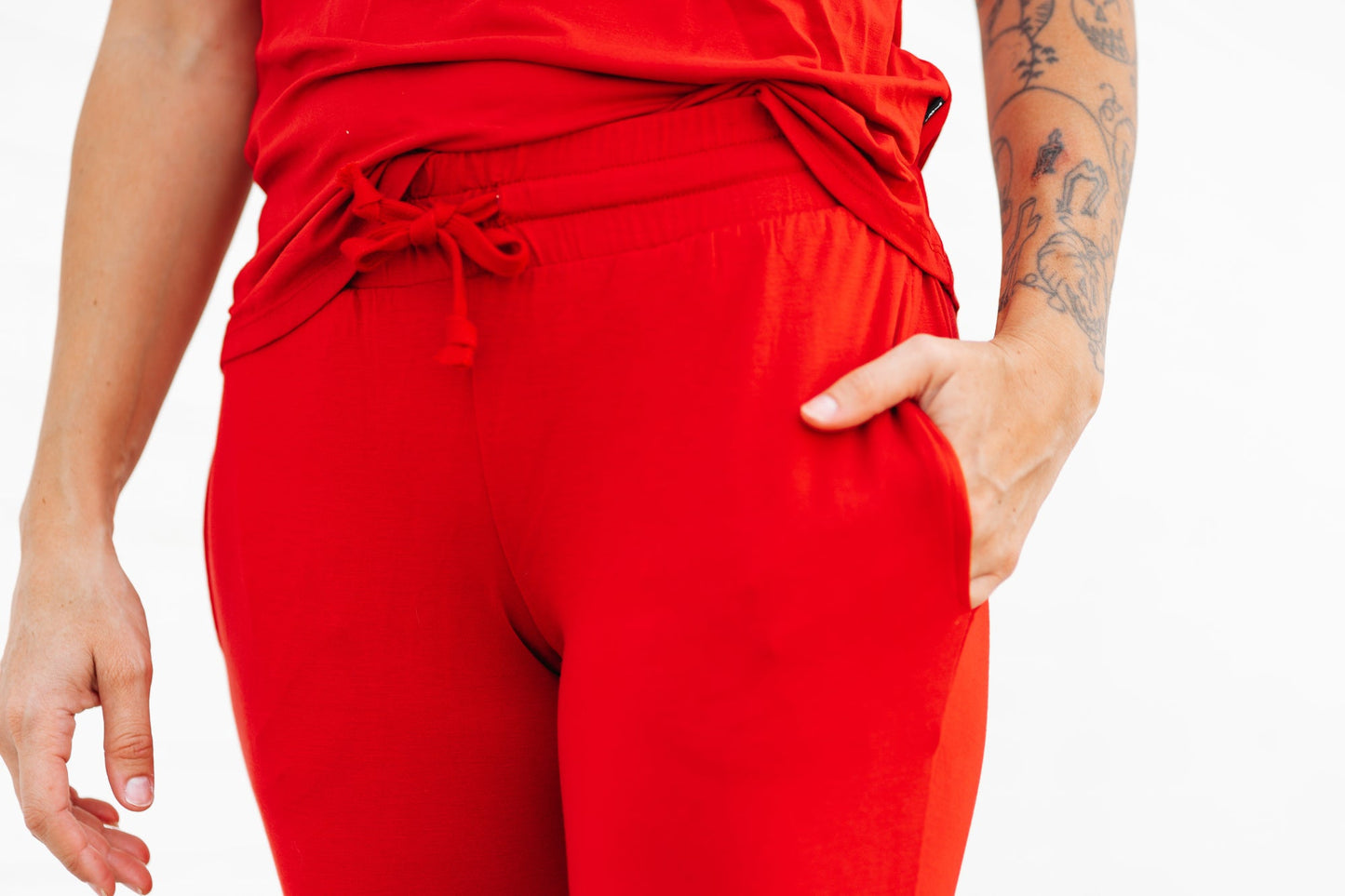 MAMA JOGGERS- Red - The Avenue44