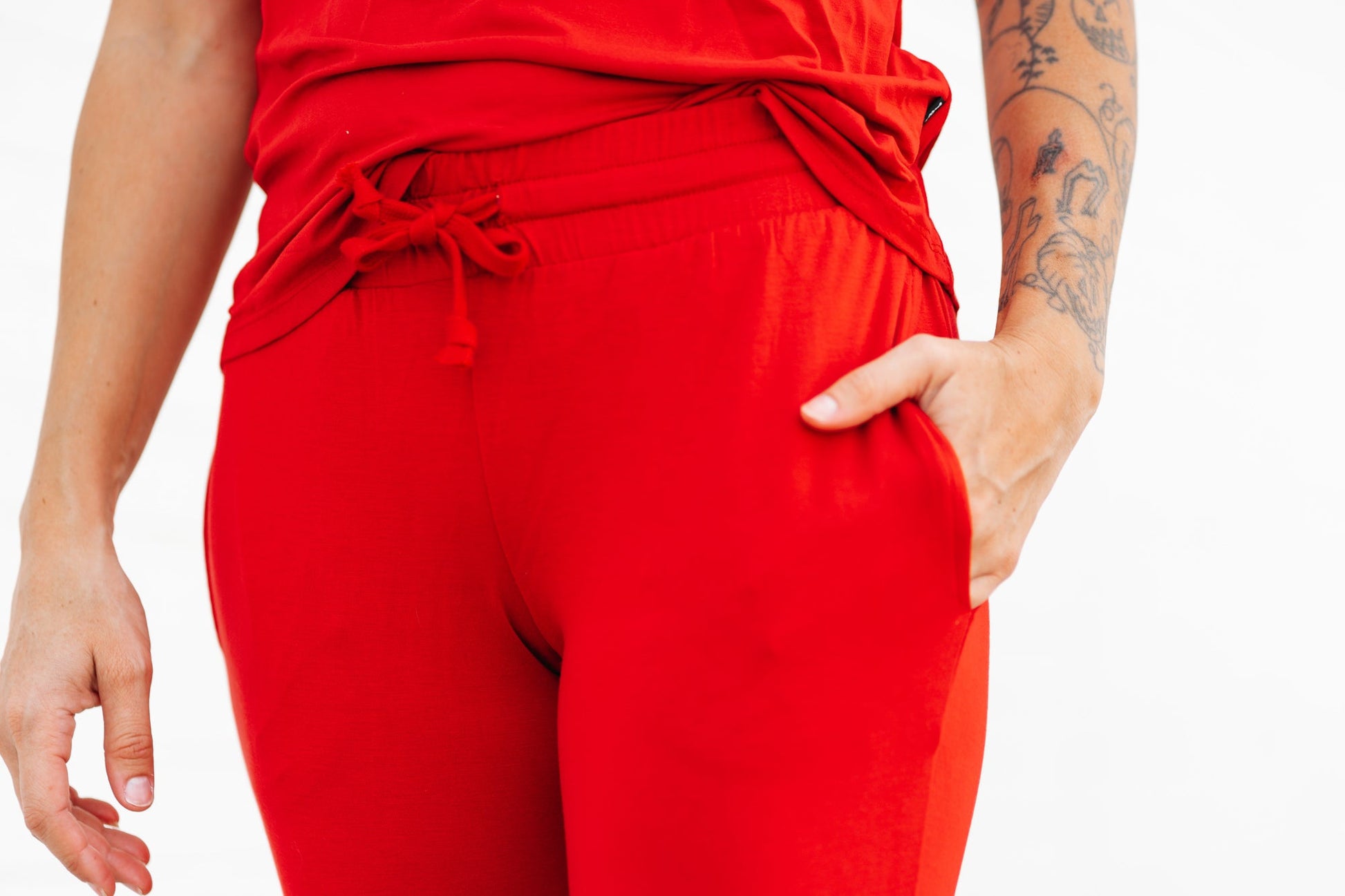 MAMA JOGGERS- Red - The Avenue44