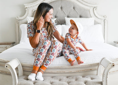 MAMA V-NECK- Neutral Rainbow - The Avenue44