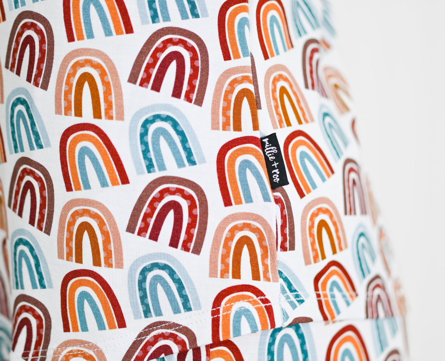 MAMA V-NECK- Neutral Rainbow - The Avenue44