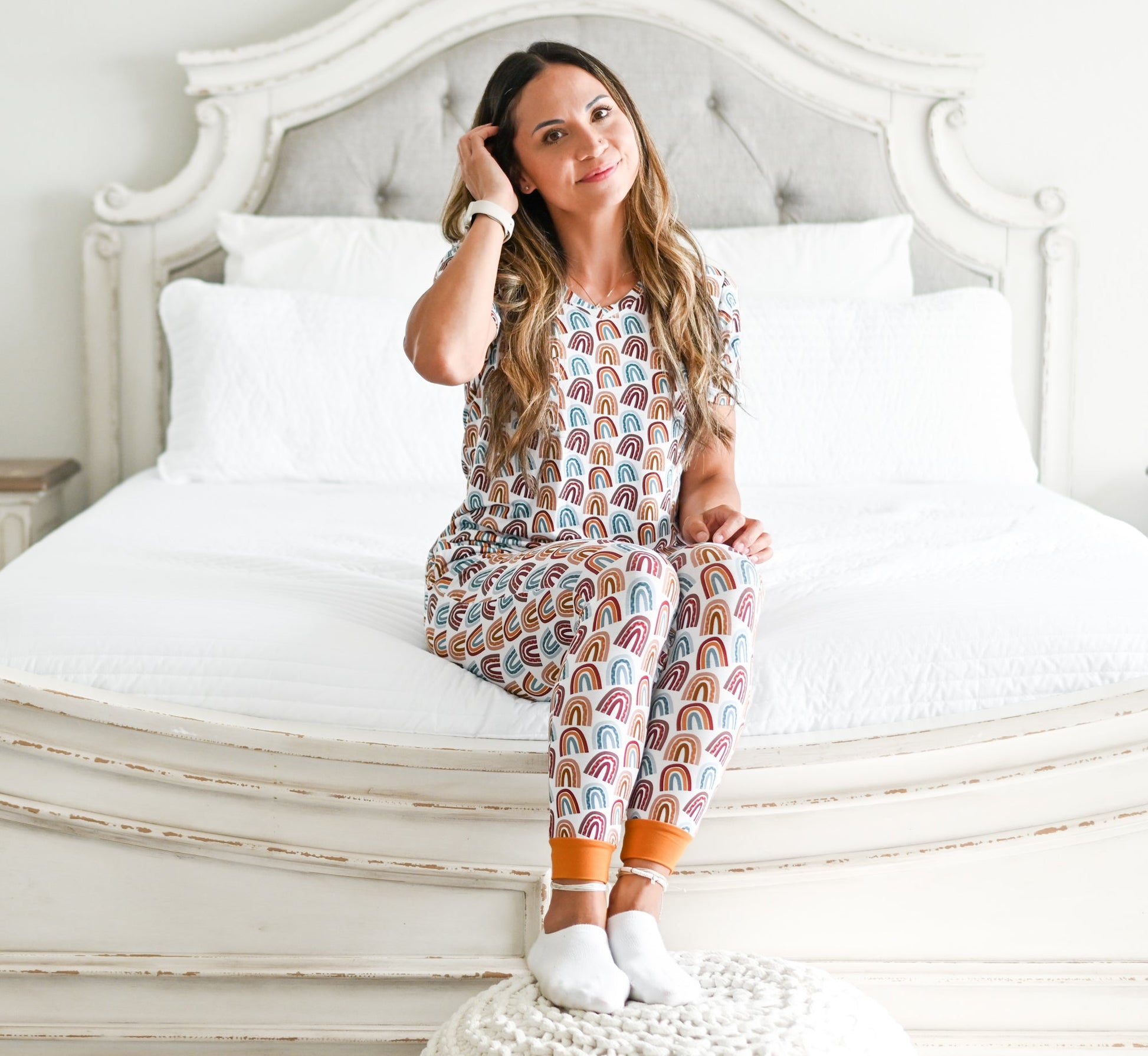 MAMA JOGGERS- Neutral Rainbow - The Avenue44