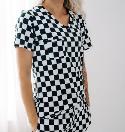 MAMA V-NECK- B+W Check - The Avenue44