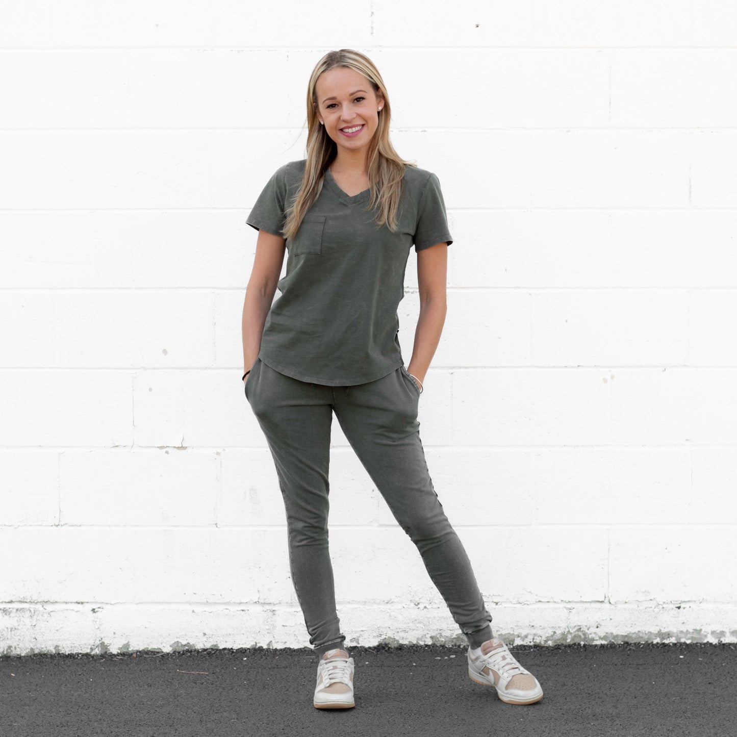 MAMA V-NECK- Moss Snow Wash - The Avenue44