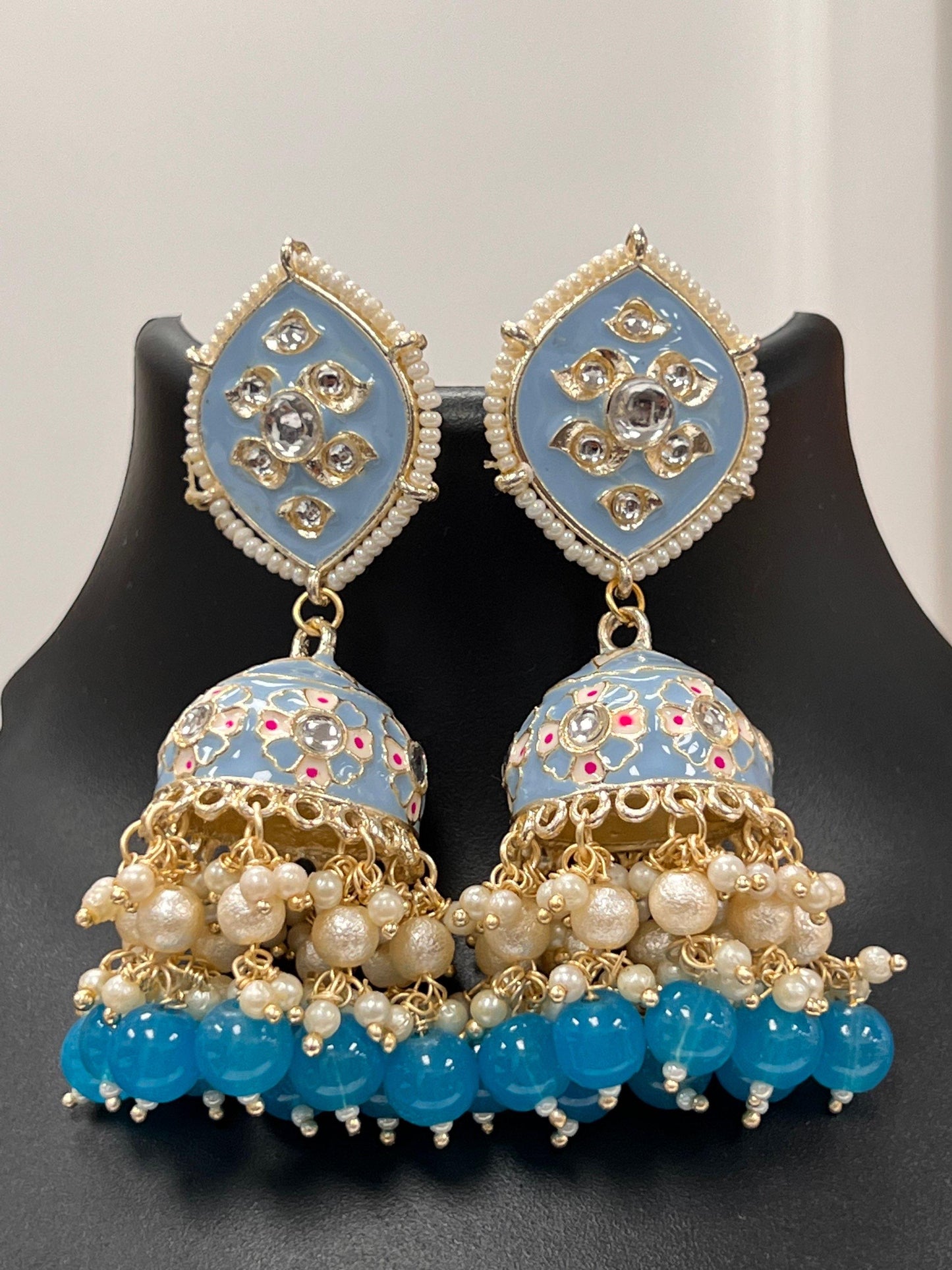 Kundan Meenakari jhumki - The Avenue44